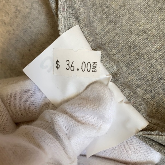 Two Decorative Cushion Covers NWT - Picture 4 of 7